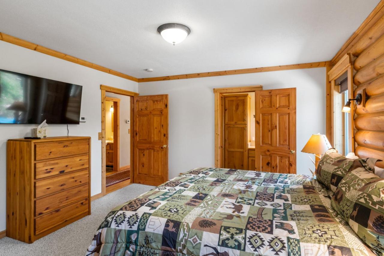 Lazy Fox Cabin West Yellowstone Ngoại thất bức ảnh